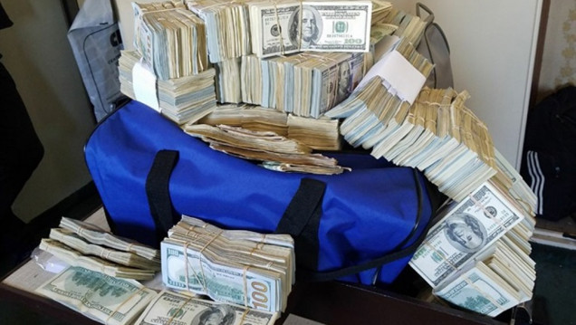 imagen Detuvieron a 7 funcionarios por traficar información secreta de la AFIP 