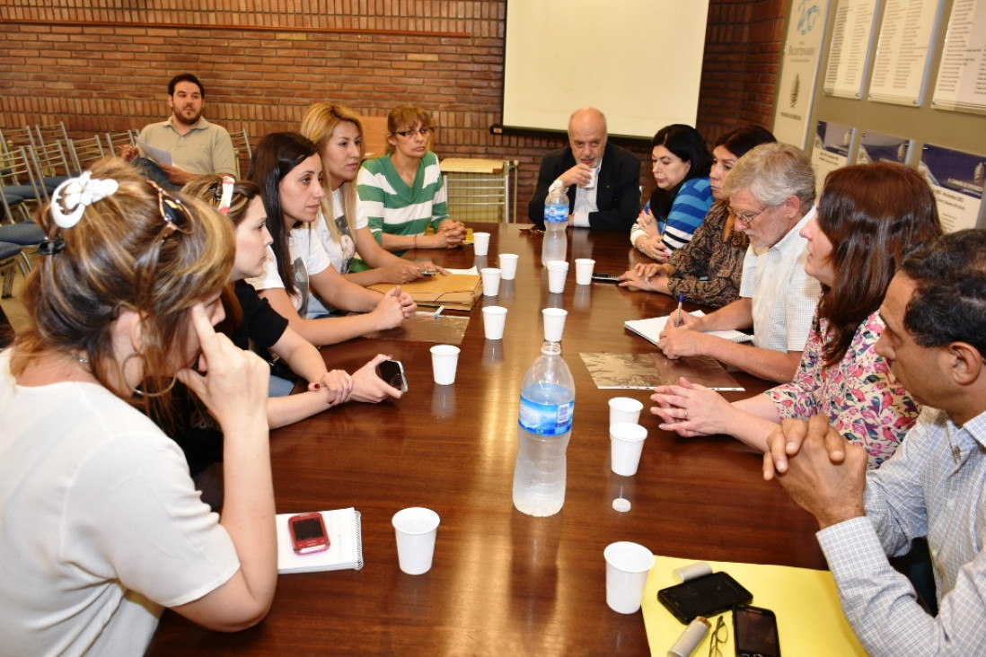 imagen Diputados se reunieron con familiares de Guadalupe Codes