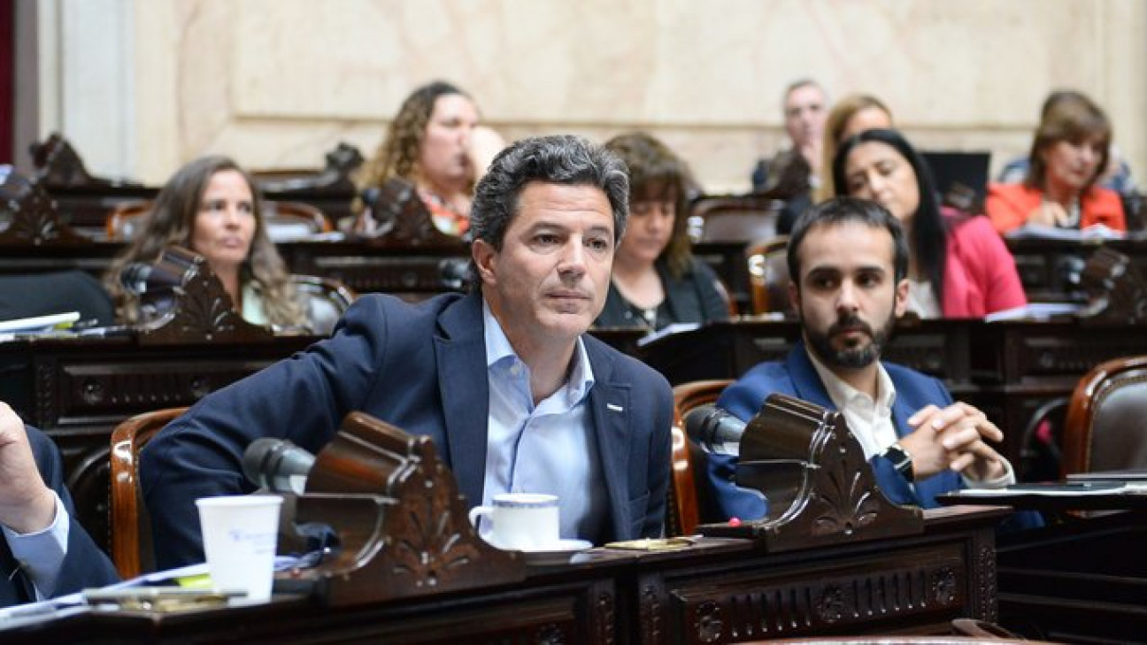 imagen Diputados debate el Presupuesto 2023 con una tensa discusión por Ganancias 