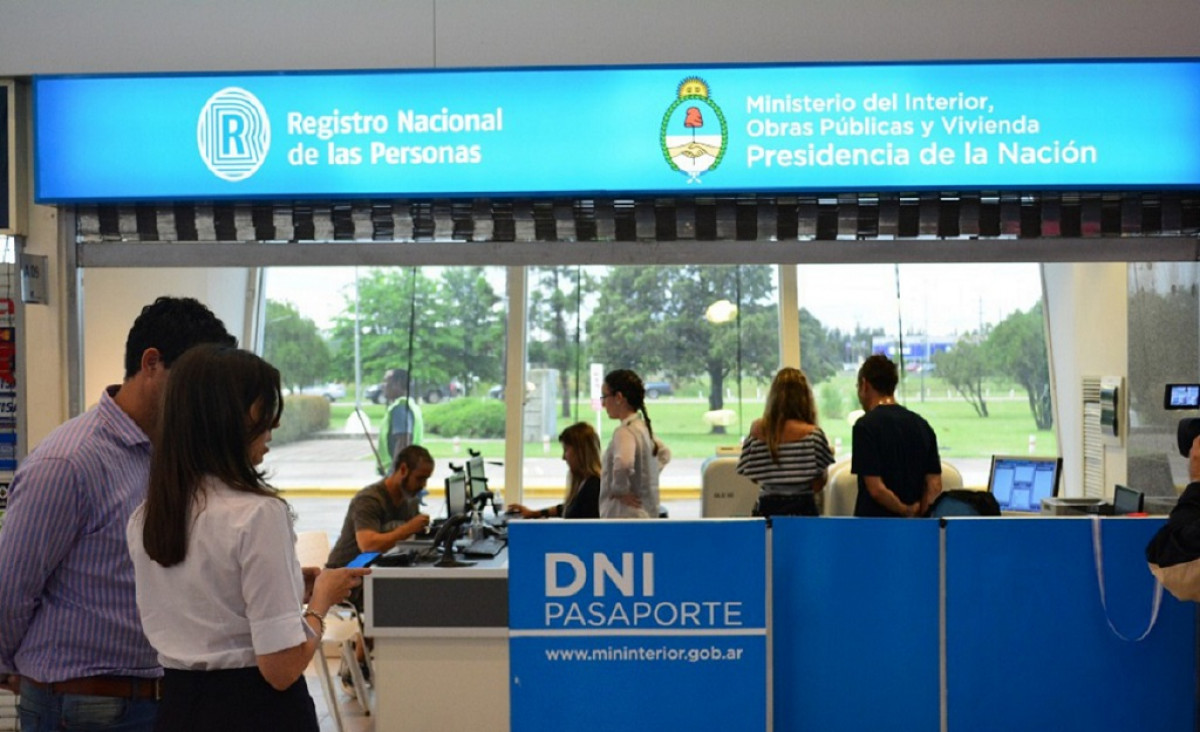imagen A partir de hoy, aumentan los trámites de DNI y pasaporte