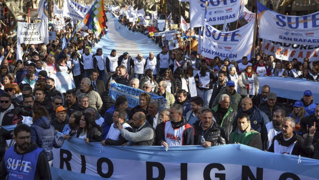 imagen Comienza una nueva ronda de negociaciones paritarias entre el Gobierno provincial y los gremios