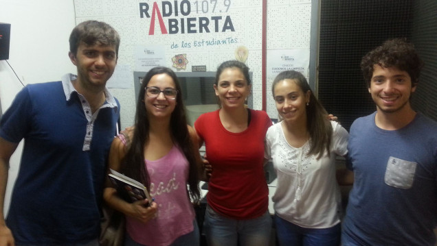 imagen "Oiga, doctor": del hospital a la radio