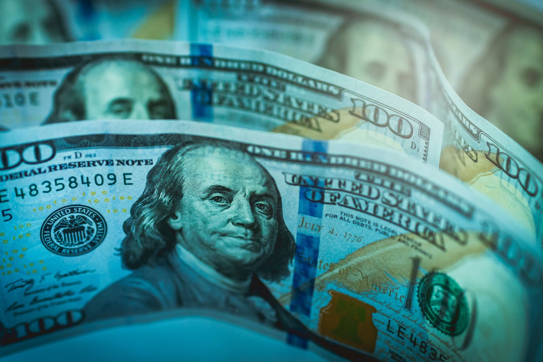 imagen Brusca suba del dólar: salta 19 centavos y marca nuevo máximo por arriba de los $ 18