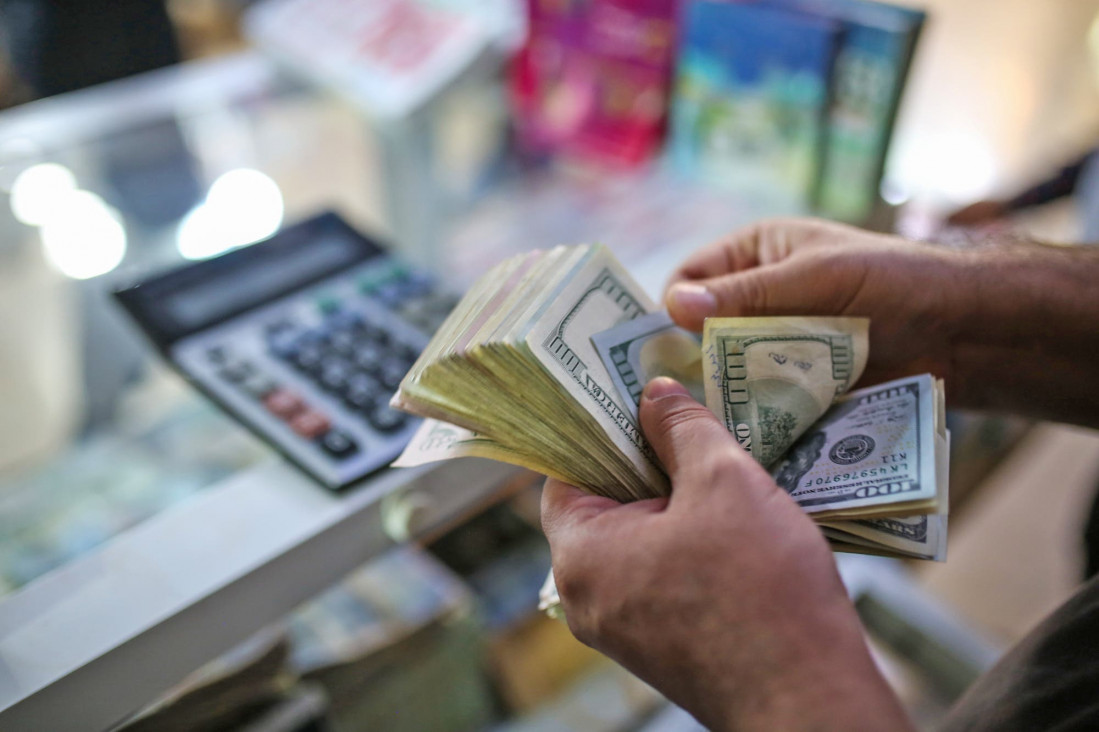 imagen El Gobierno permitirá a turistas extranjeros vender hasta USD 5.000 a tipo de cambio financiero