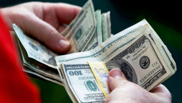 imagen El dólar comenzó la semana con una leve suba 