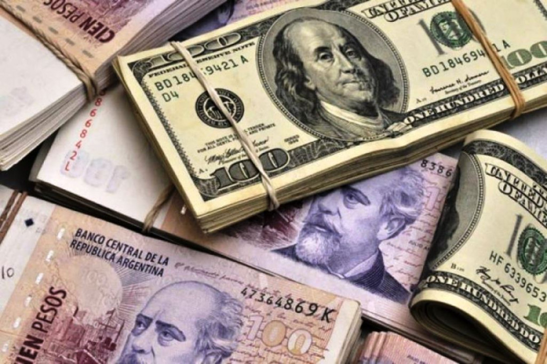 imagen Tras la renuncia de Caputo, el dólar subió casi un peso y luego retrocedió a $38,70