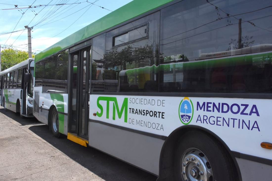 imagen Colectivos híbridos, próximamente en Mendoza