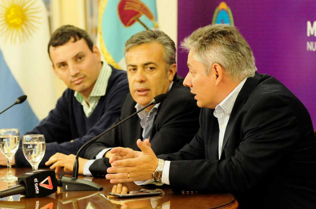 imagen El Gobierno de Cornejo anunció un millonario proyecto eléctrico