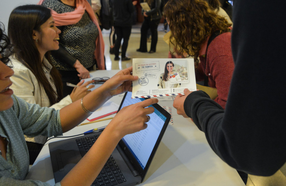 imagen Expo Laboral en fotos, un espacio para la búsqueda de empleo
