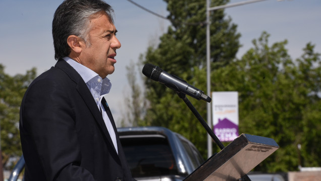 imagen Para Cornejo es "inadmisible" calificar al vino de perjudicial para la salud