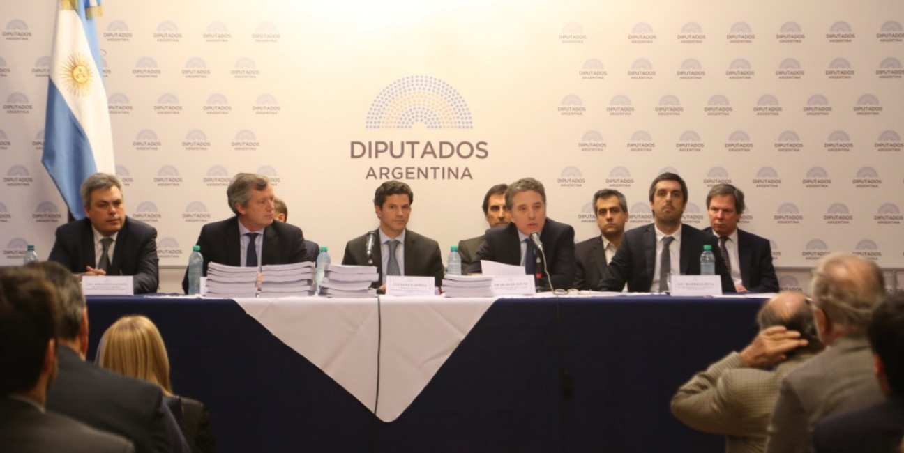 imagen Dujovne: el Presupuesto 2018 es "sólido" y "creíble"