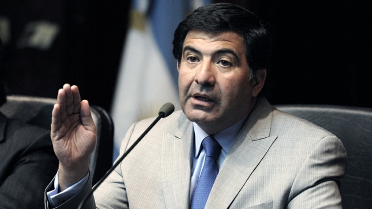 imagen Procesaron a Ricardo Echegaray por pago de sobreprecios