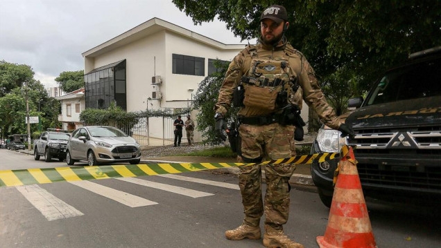 imagen Luego de ser allanada su vivienda, Lula Da Silva declarará ante la justicia