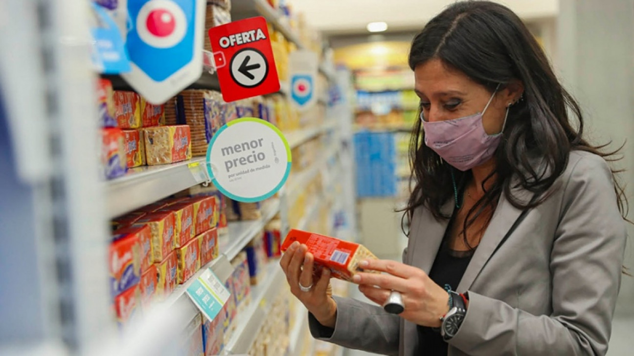 imagen Los primeros alimentos con etiquetado frontal estarán en las góndolas desde el 20 de agosto