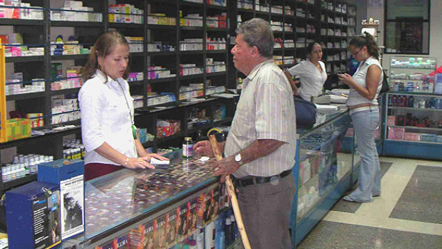 imagen Empleados de comercio pretenden aumentos salariales para el 2011