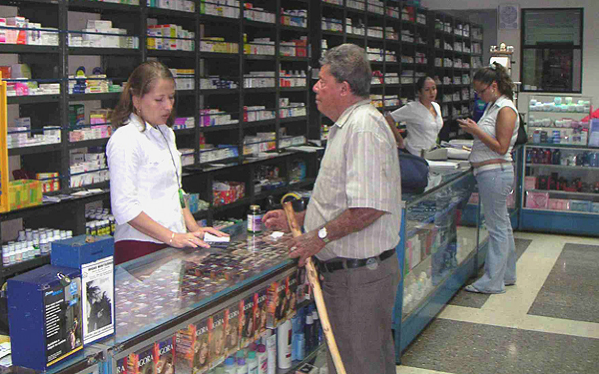 imagen Empleados de comercio pretenden aumentos salariales para el 2011