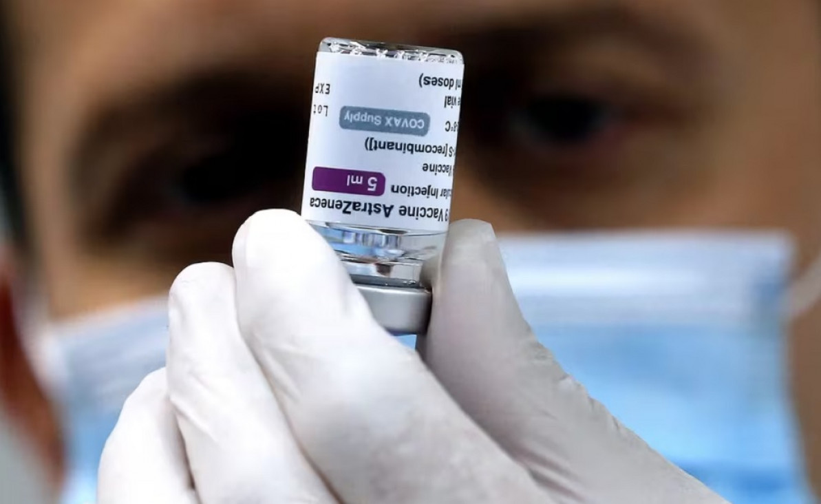 imagen AstraZeneca comenzó a retirar su vacuna contra la COVID-19 en todo el mundo