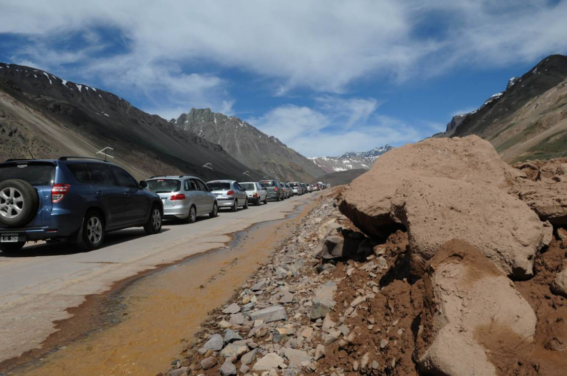 imagen Se normaliza la circulación a Chile por el paso Cristo Redentor