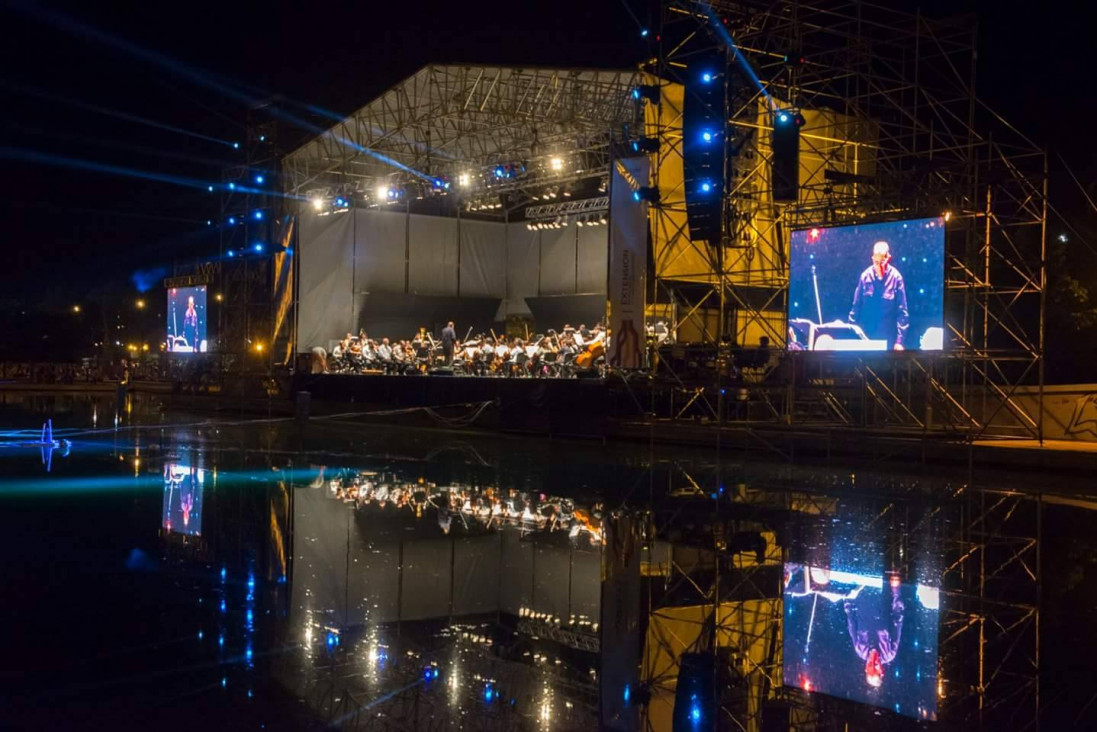 imagen Por la lluvia, postergan el concierto "Electro y Sinfónico" 