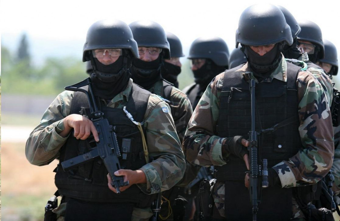 imagen Aumento salarial de 27,4% para militares y fuerzas de seguridad nacionales