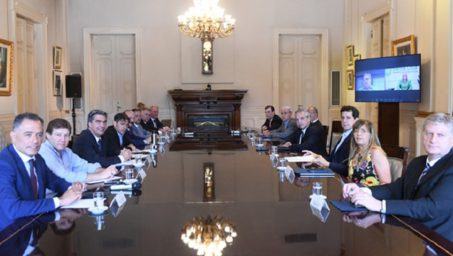 imagen Cornejo defendió el Mendotran y pidió paciencia