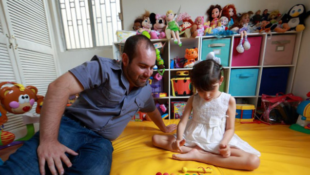 imagen El caso de una niña reabre el debate sobre la marihuana medicinal 