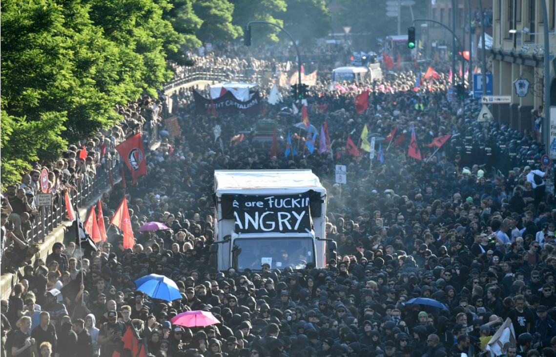 imagen Incidentes, corridas y heridos en la previa de la cumbre del G20