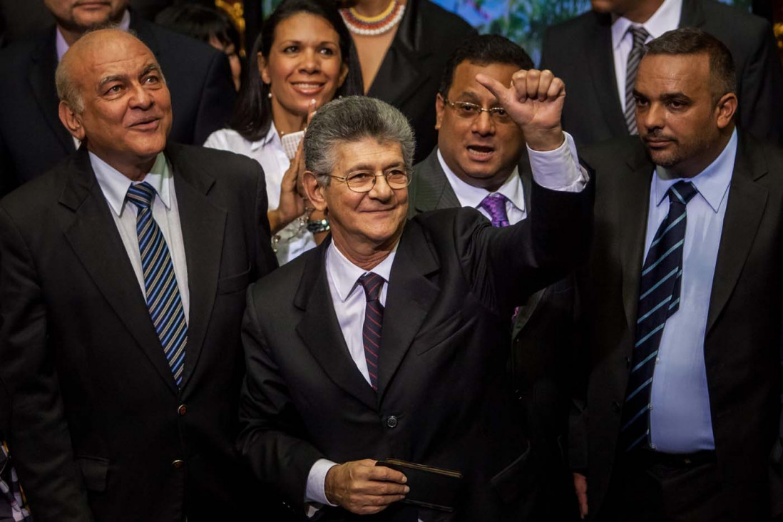 imagen La oposición asumió el control del parlamento venezolano