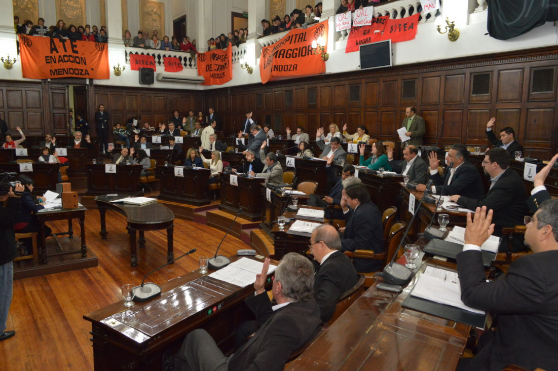 imagen Diputados homologó el acuerdo paritario de los estatales