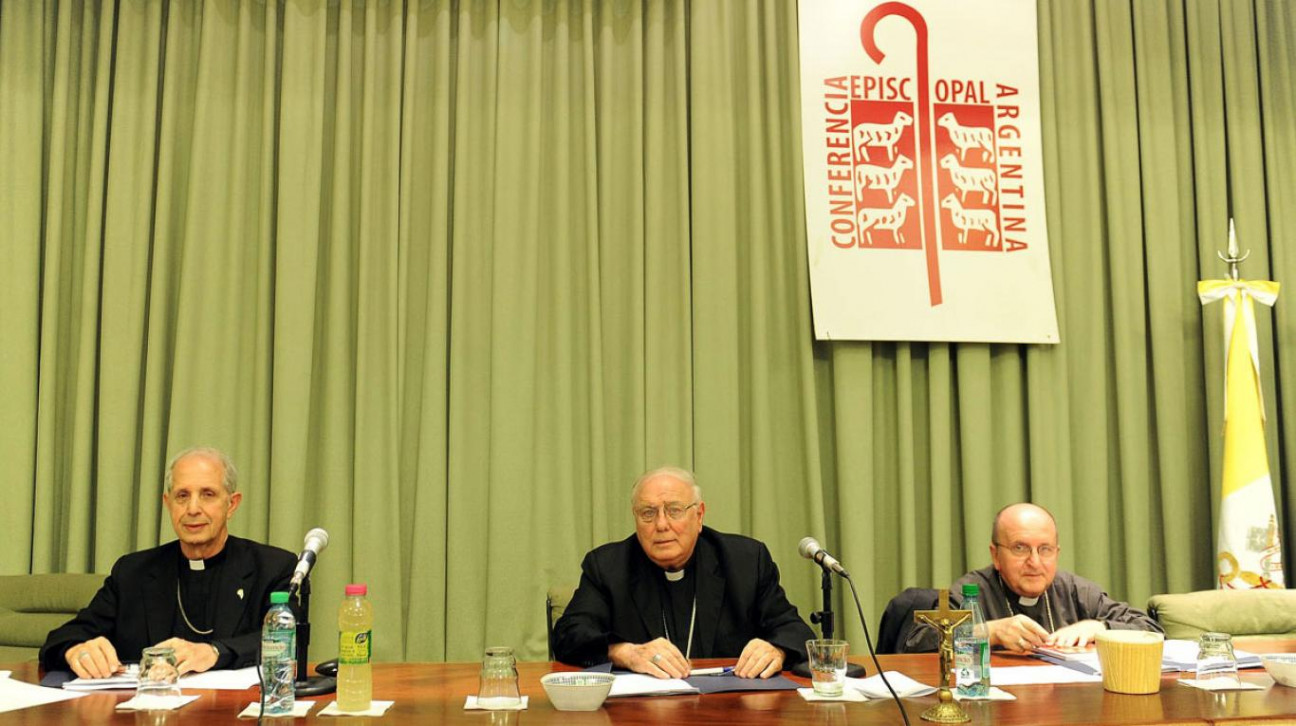 imagen La Iglesia acordó "el reemplazo gradual de los aportes del Estado"