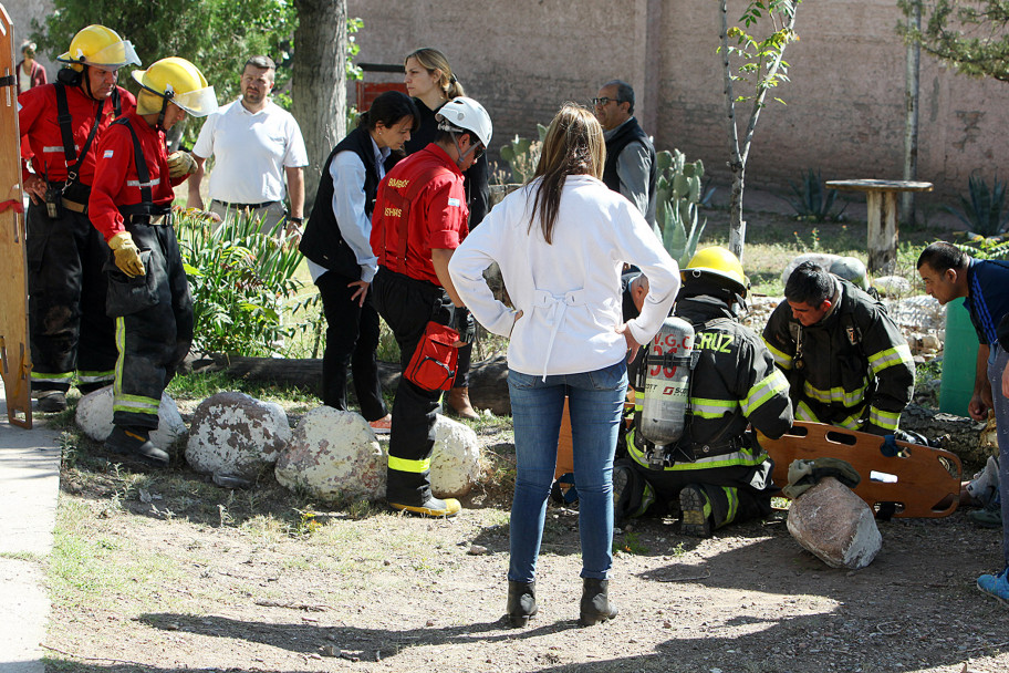 imagen Fotogalería: simulacro de terremoto con jóvenes en contexto de encierro
