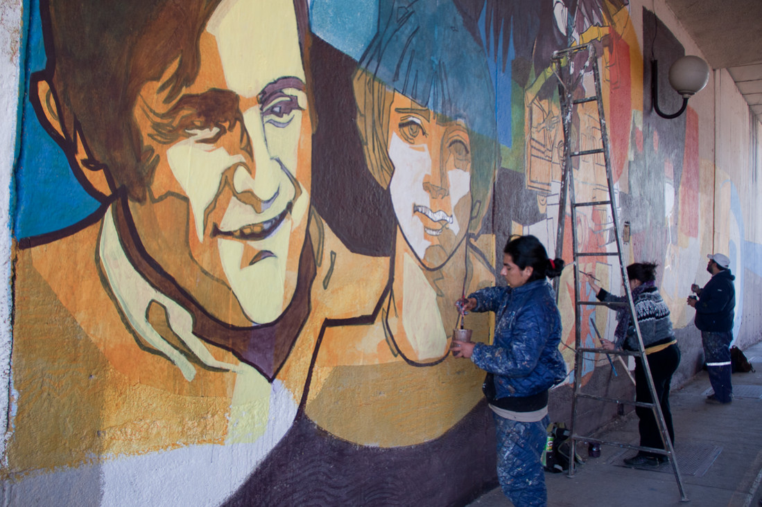 imagen Un mural que conjuga presente, pasado y poética militante