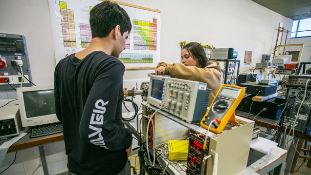 imagen Mecatrónica: una de las carreras prioritarias para el futuro que se puede estudiar en la UNCUYO