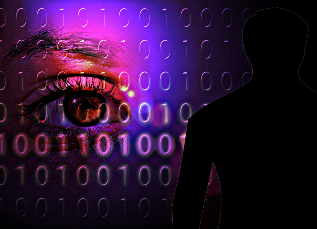 imagen Proponen que el robo de identidad en redes sociales sea delito