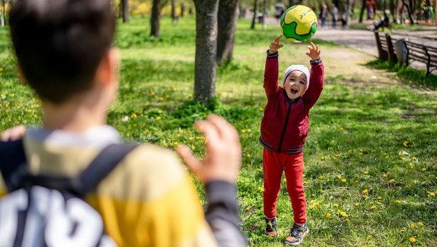 imagen Jugar en la niñez refuerza la salud mental a lo largo de la vida