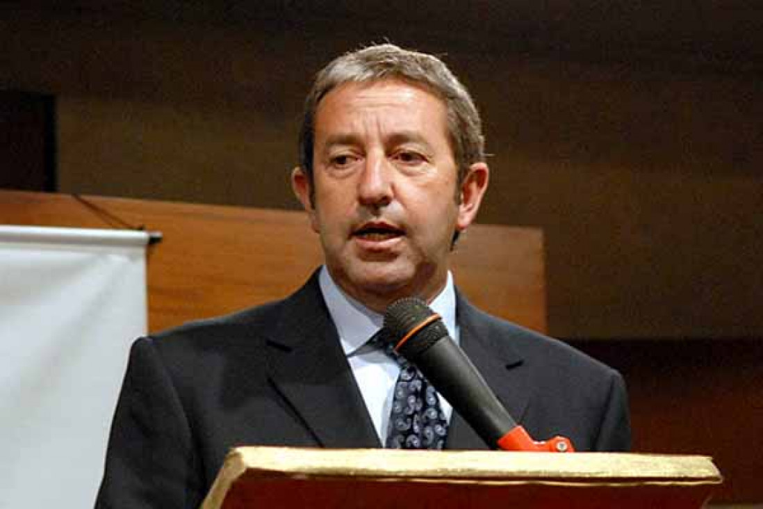 imagen Elecciones: tensiones entre las internas radicales y Julio Cobos. 