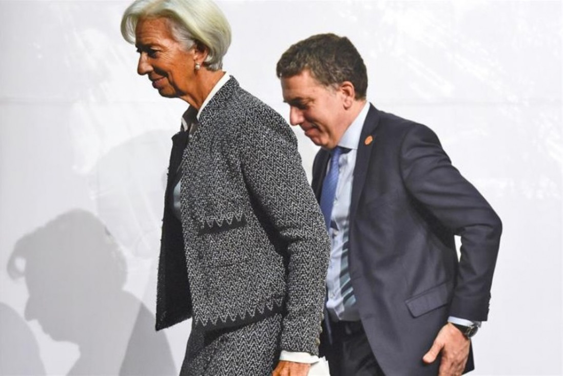 imagen Para Dujovne, no hay otra manera "que reducir el déficit fiscal" 