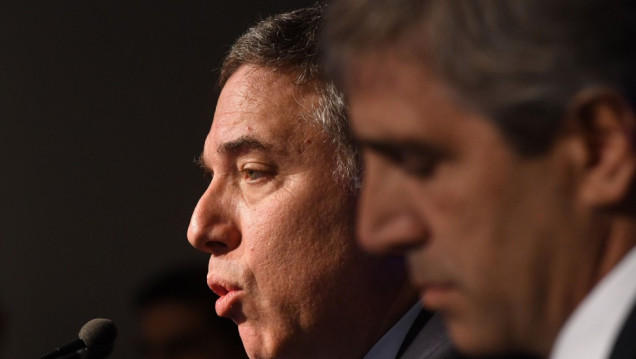 imagen Se licitaron USD 422 millones en Letes y el Gobierno logró respirar
