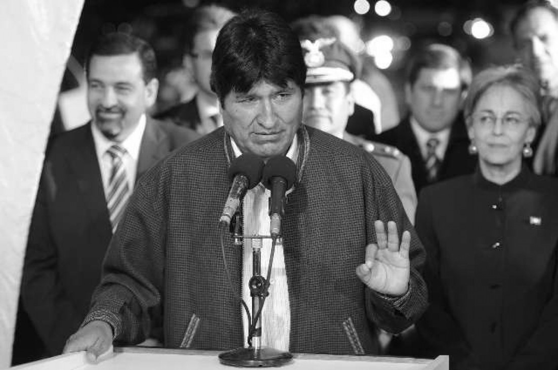 imagen "Sólo las fuerzas sociales pueden derrotar cualquier intento de golpe"