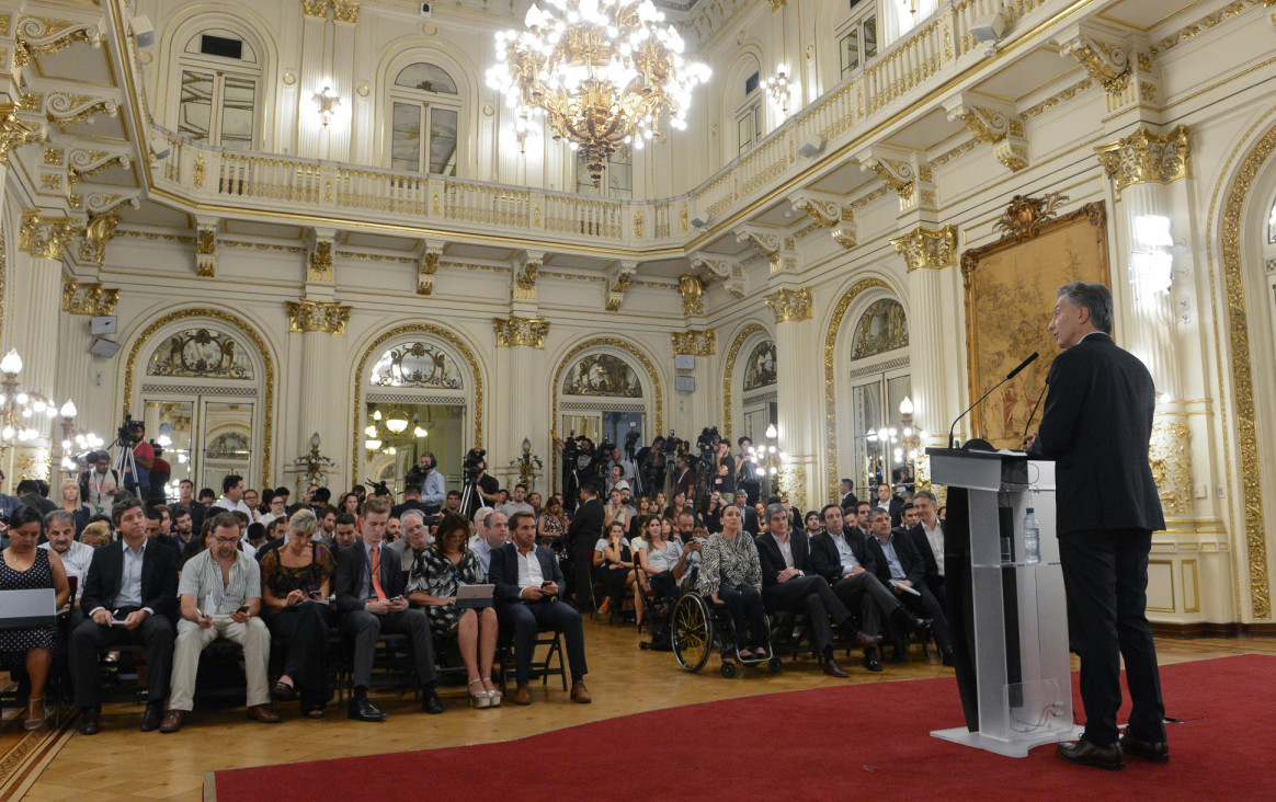 imagen Macri dio un volantazo para salir de la polémica