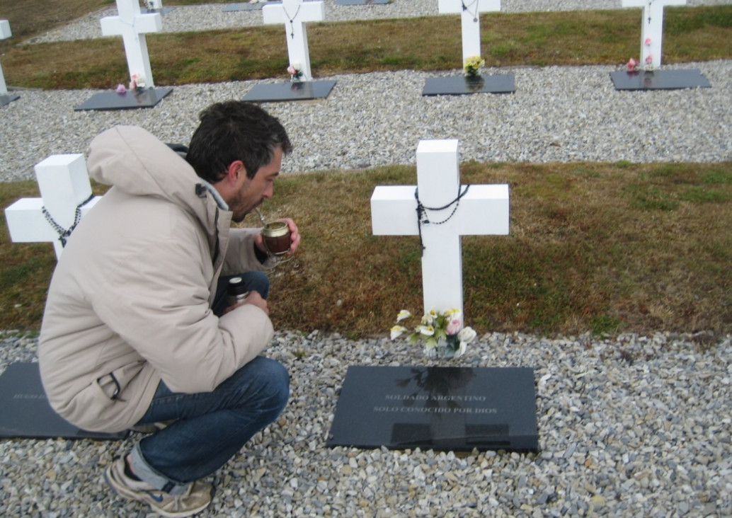 imagen Comenzó la identificación de soldados argentinos enterrados en Malvinas