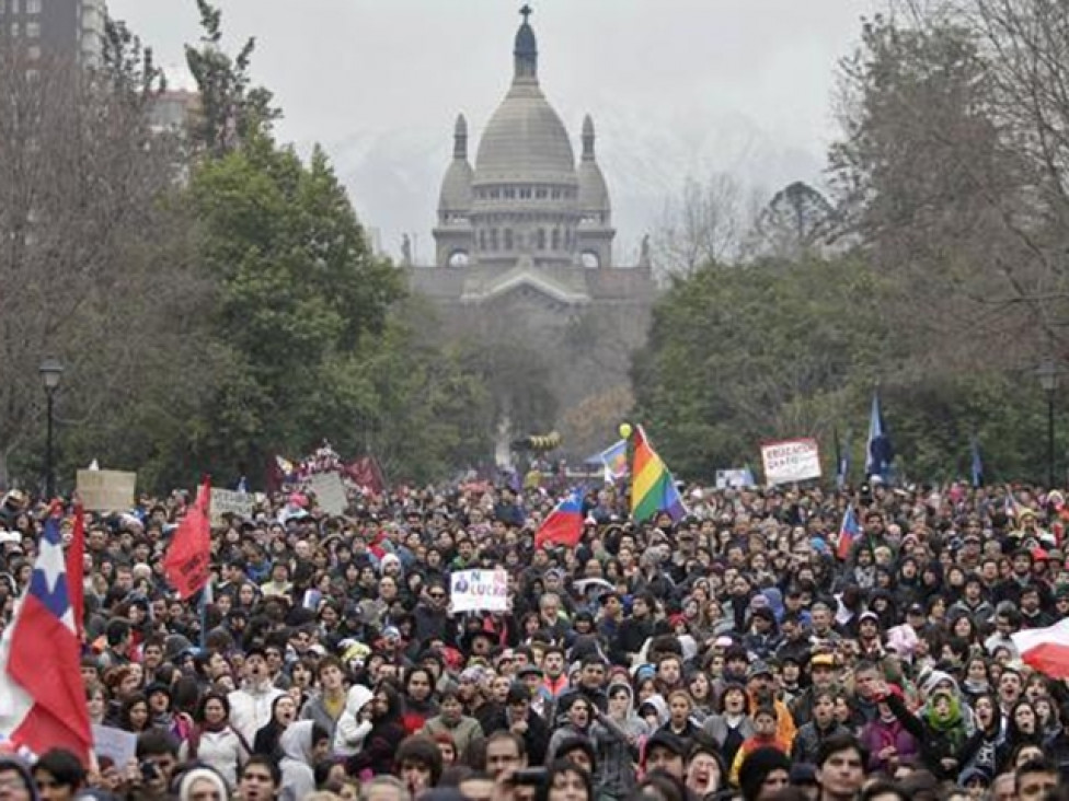 imagen Chilenos de vuelta a las calles por educación pública