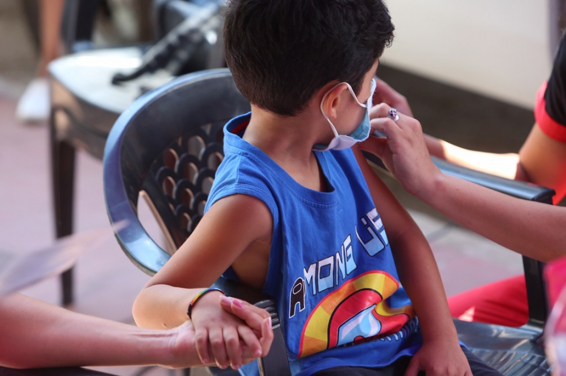 imagen COVID-19: Mendoza habilita la vacuna de refuerzo para niños y niñas de entre 5 y 11 años
