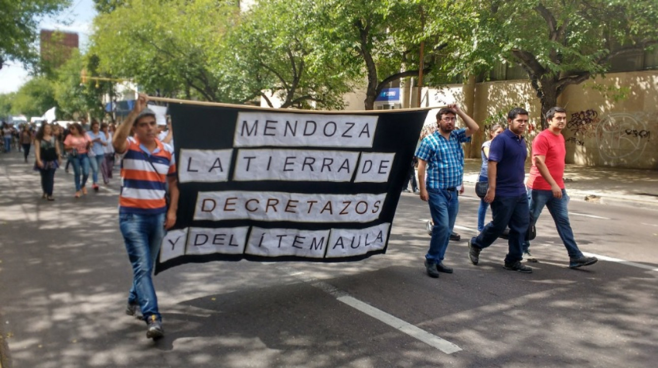 imagen Un clásico: El SUTE y el Ejecutivo no coinciden en los números del paro