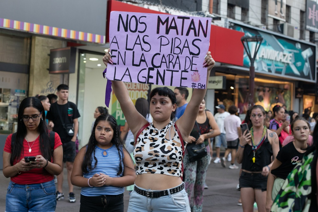 imagen Amnistía advirtió que en Argentina persiste la impunidad de varios casos de femicidio