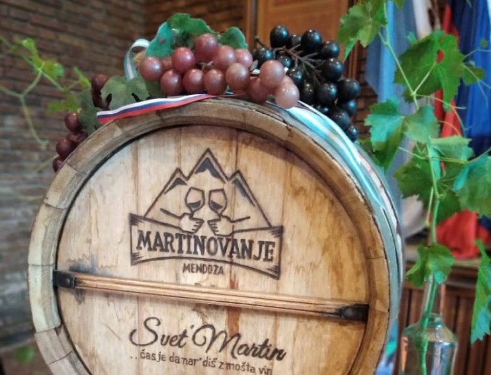 imagen Comienza el primer encuentro esloveno mundial y "Martinovanje" en Mendoza