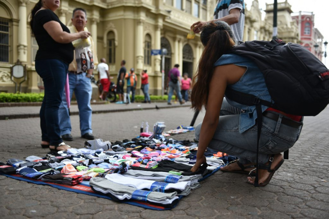 imagen Feminización de la pobreza: el 64% de la población de menores ingresos son mujeres