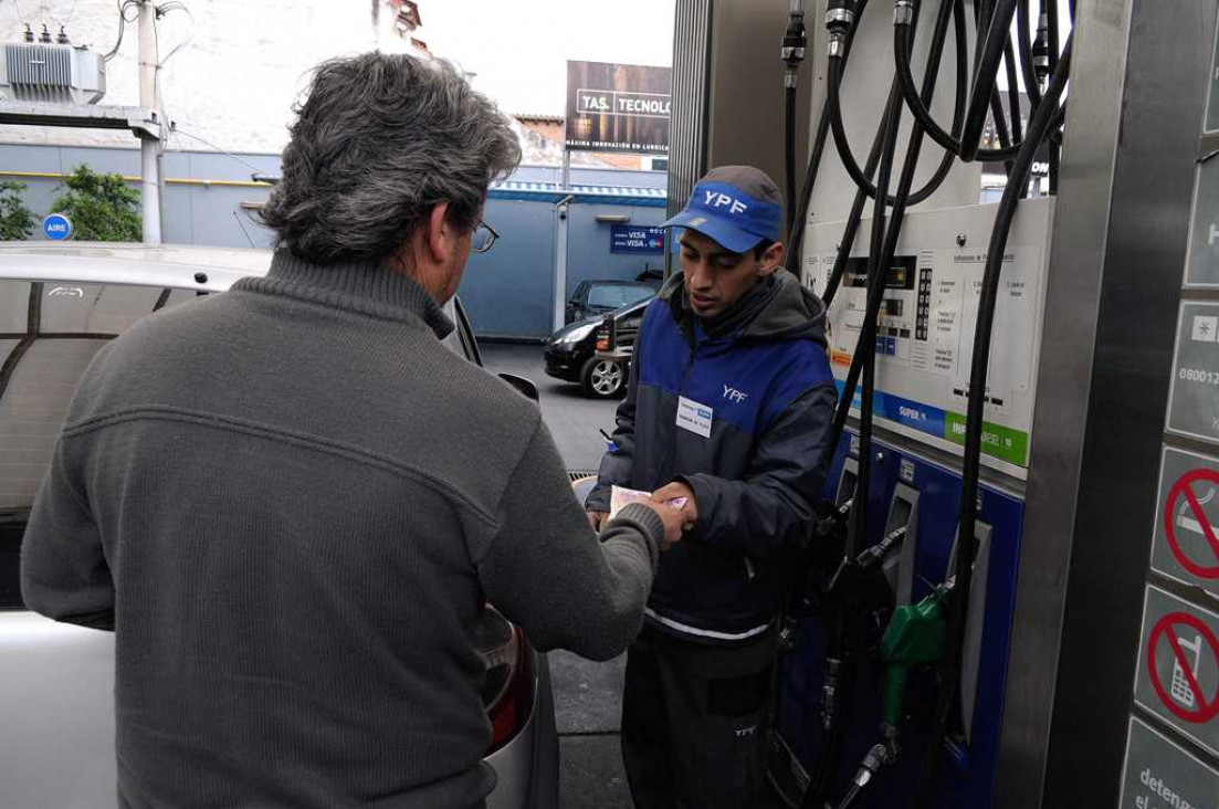 imagen Las petroleras esperan subir el 10 % las naftas después de las elecciones