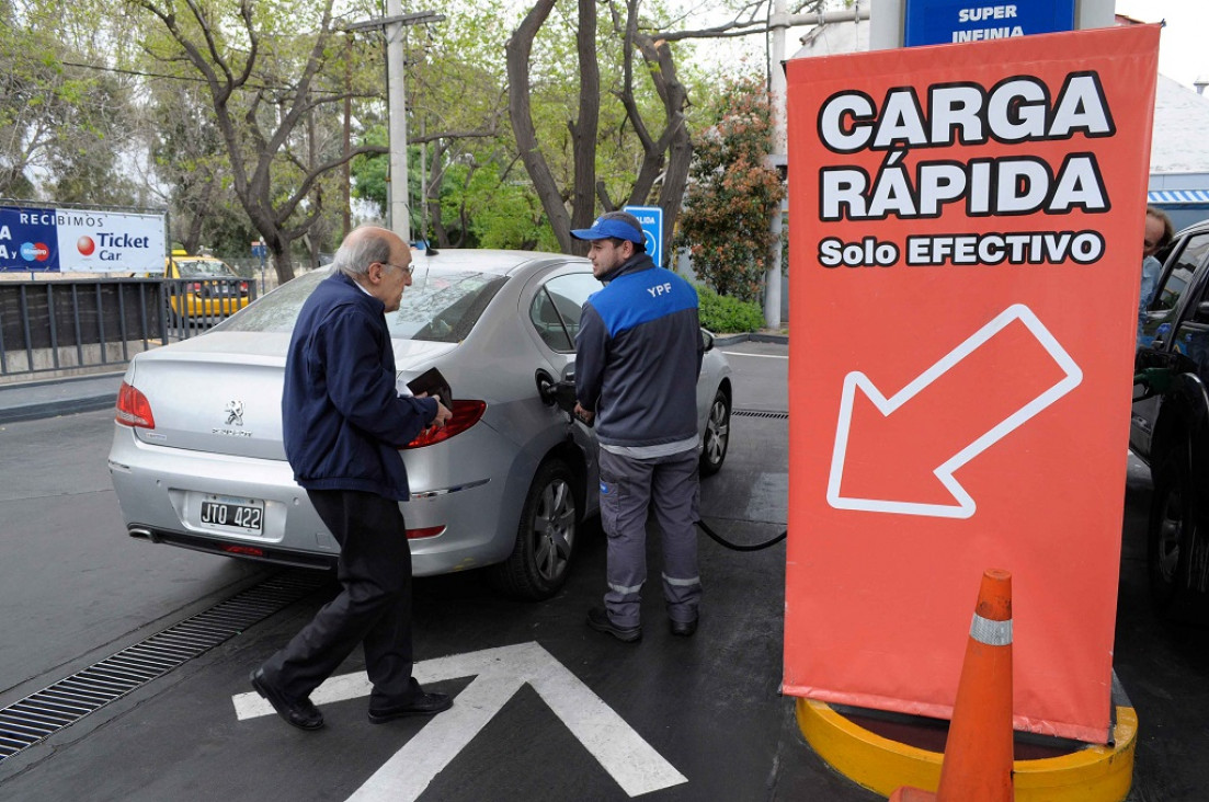 imagen Los cambios en el precio de los combustibles serán "más o menos frecuentes"