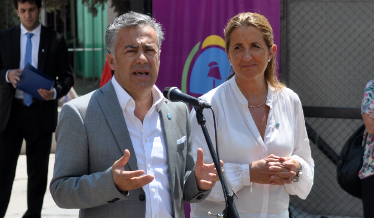 imagen Cornejo pidió "mano dura" con los médicos